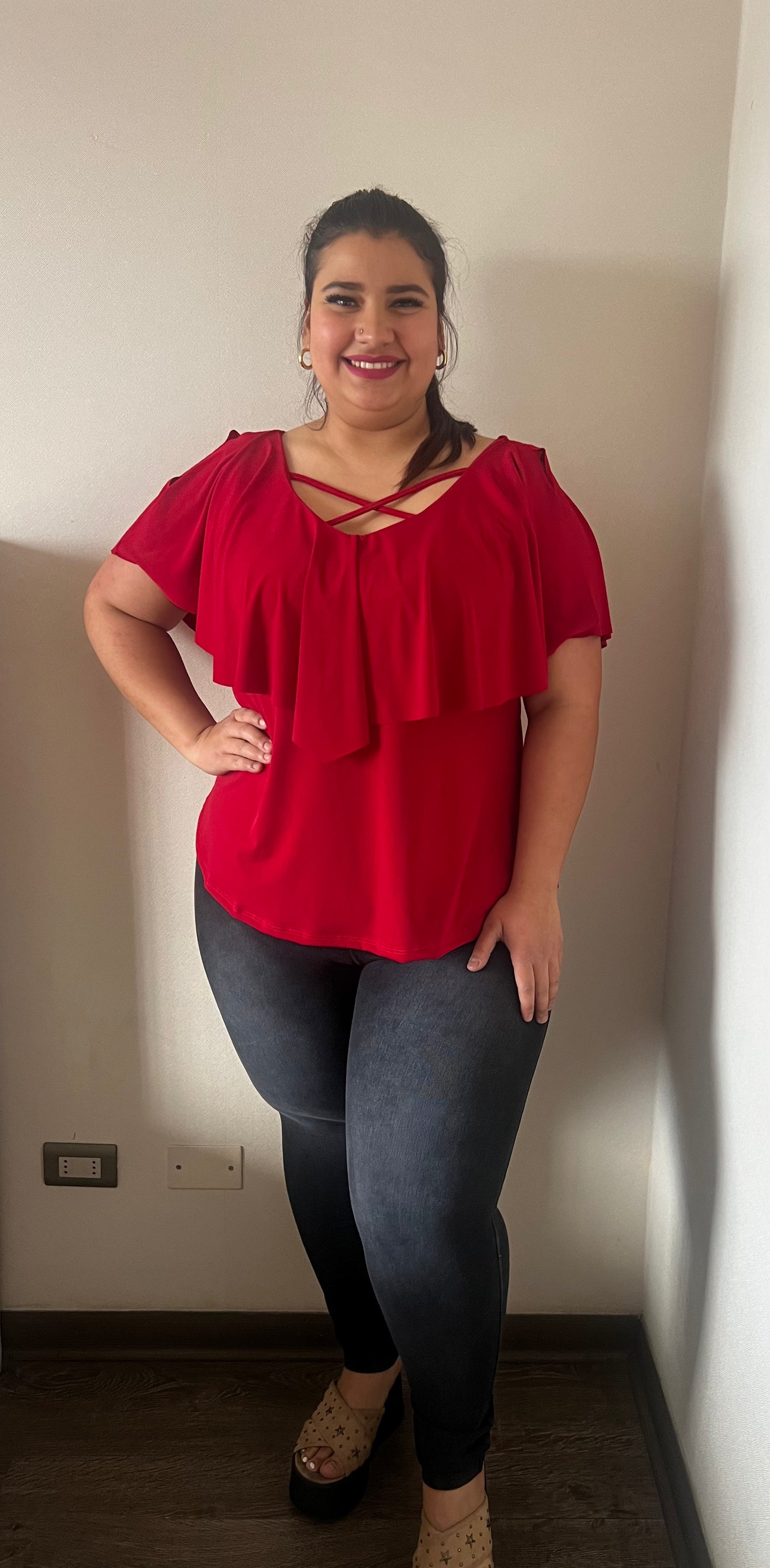 Blusa DISIMULA LA GUATITA DELALTAL. vuelo liso