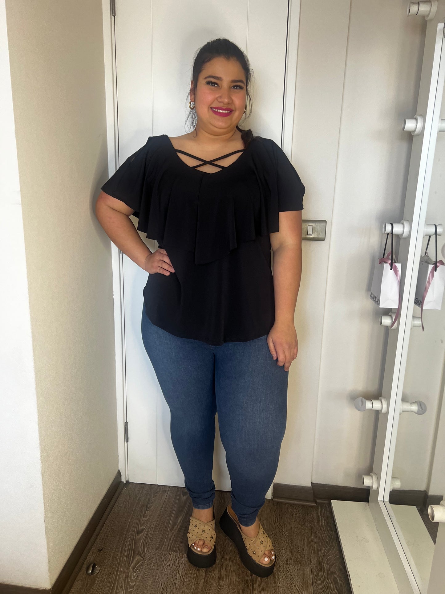 Blusa DISIMULA LA GUATITA DELALTAL. vuelo liso