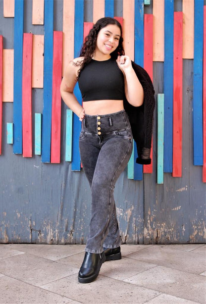 JEANS FAJERO VIRAL: RECTO CON BOTONES