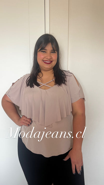 Blusa  DISIMULA LA GUATITA DELALTAL.     vuelo liso