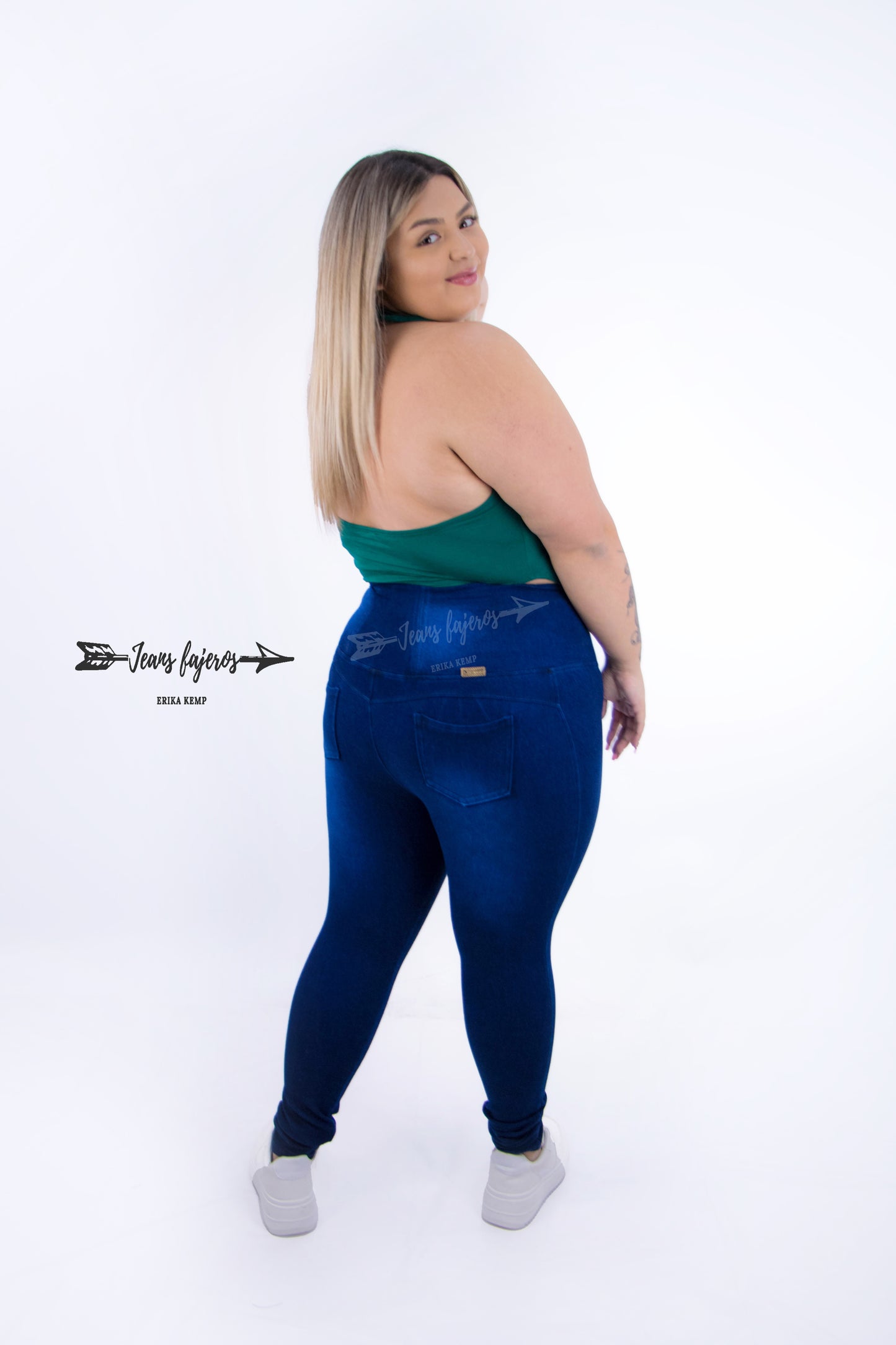 Jeans Fajero sin Botones Pitillo