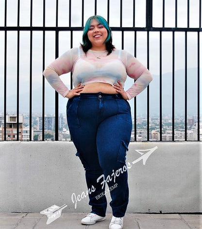 JEANS FAJERO: CARGO RECTO CON BOTONES Talla
