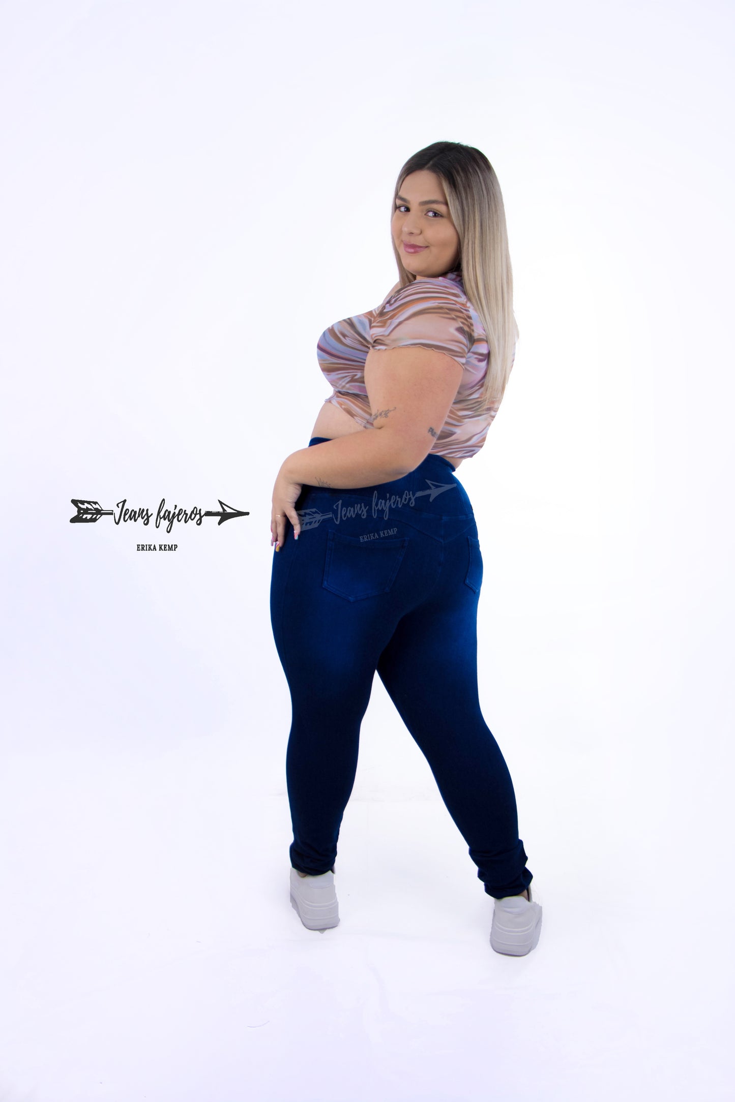Jeans Fajero sin Botones Pitillo
