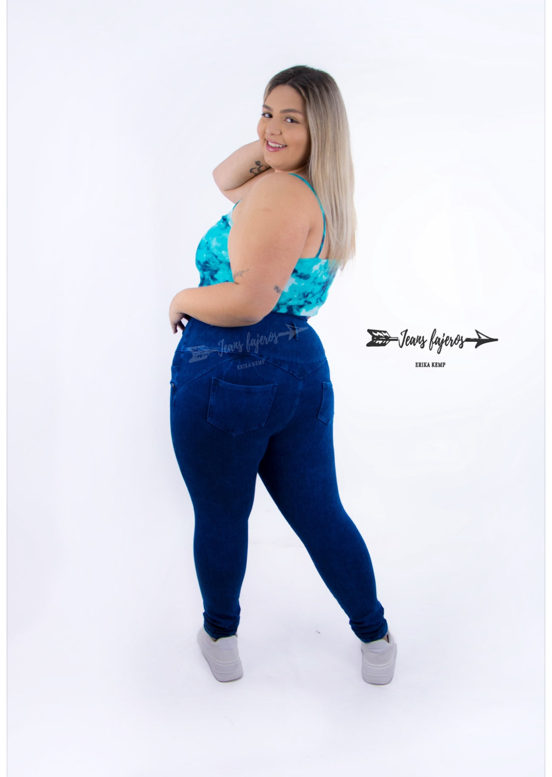 Jeans fajero pitillo cinco botones