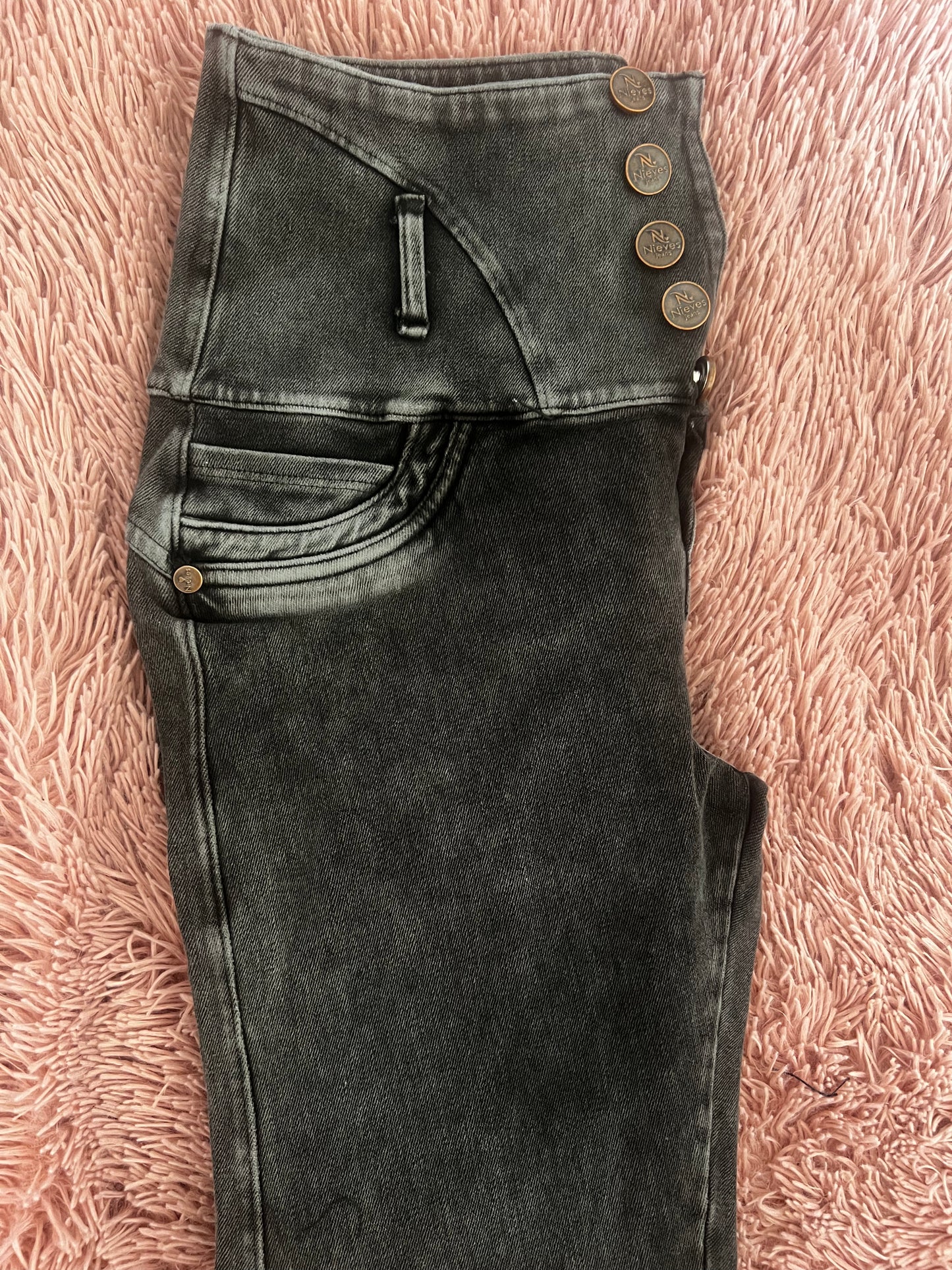 Jeans fajero pitillo cinco botones