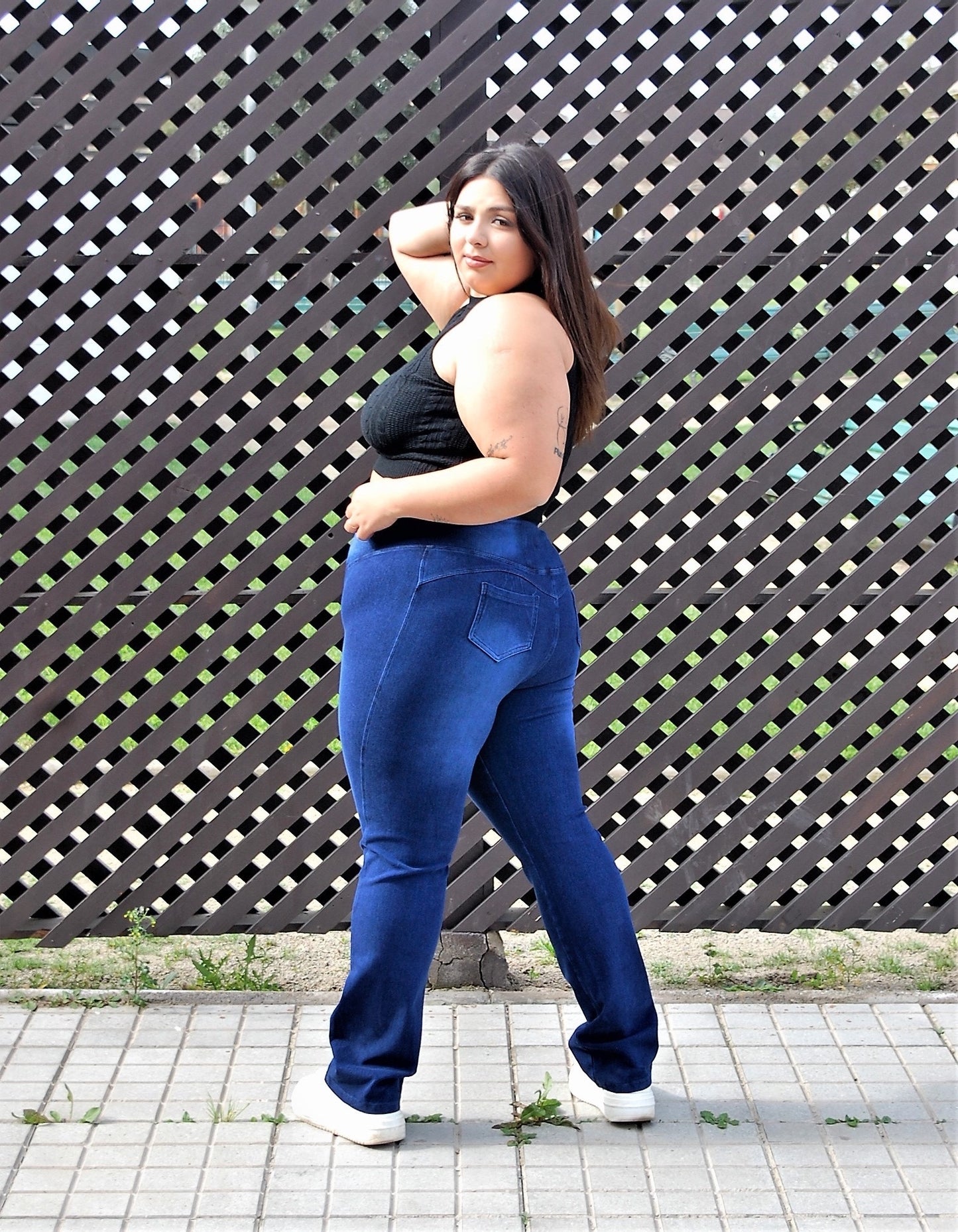 JEANS FAJERO VIRAL: RECTO  SIN BOTONES Talla L  XL XXL(44 hasta la 58)