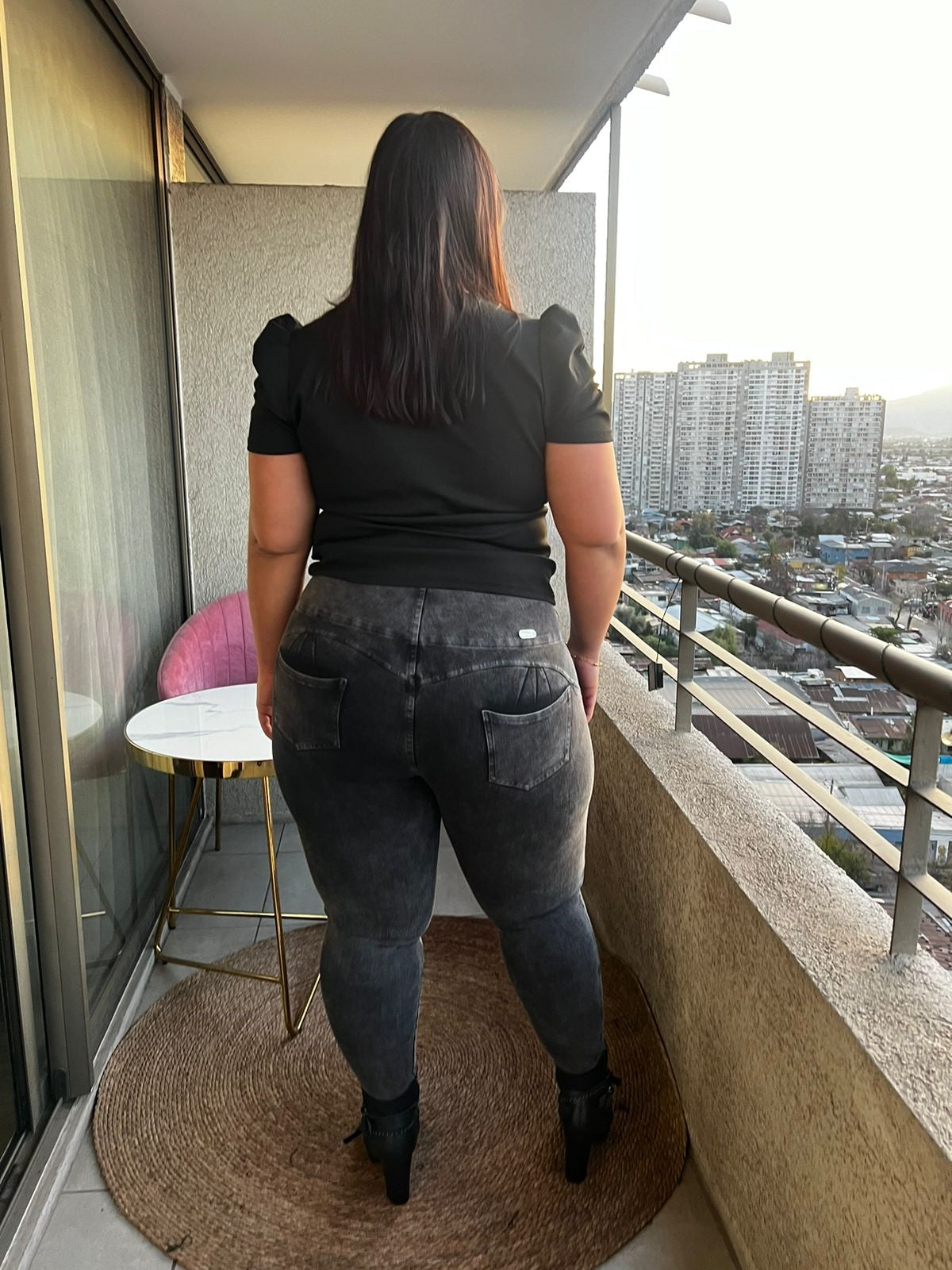 JEANS FAJERO: EFECTO LIPO control de abdomen. Talla L