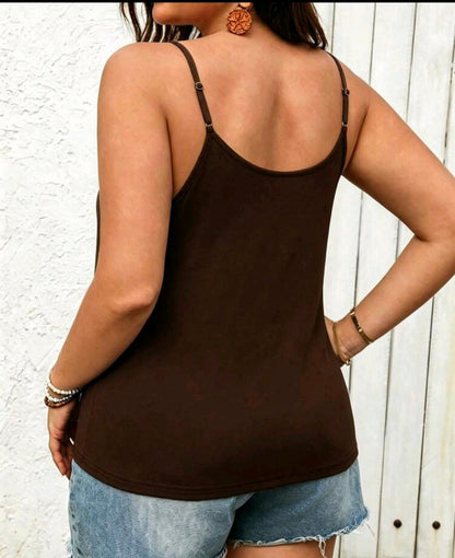 Vionelle Camiseta sin tirantes sexy con decoración metálica calada de talla grande