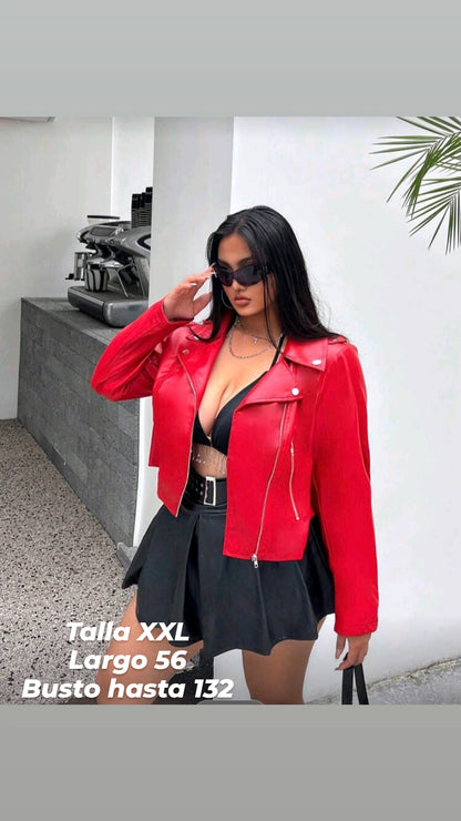 Chaqueta ecocuero. Disponible para entrega desde el 10 enero
