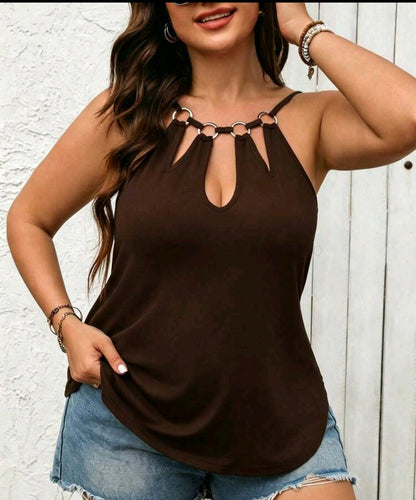Vionelle Camiseta sin tirantes sexy con decoración metálica calada de talla grande