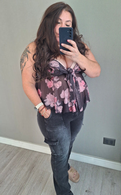 JEANS FAJERO: CARGO RECTO CON BOTONES Talla