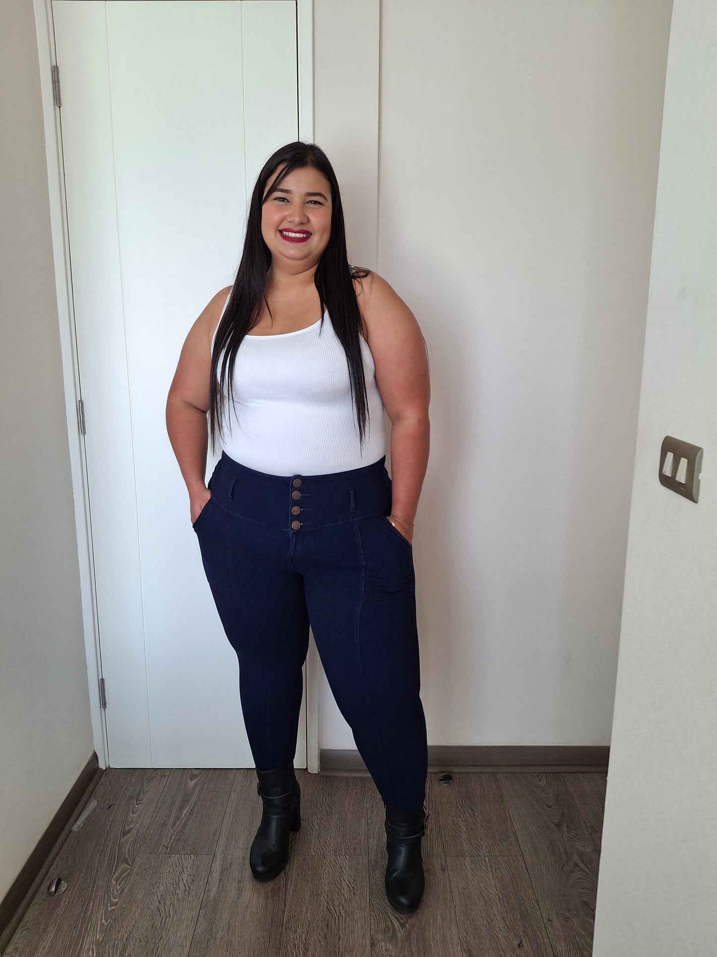 Jeans Fajero con Bolsillos Talla M y L