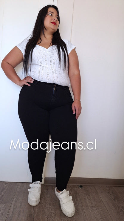 Jeans Fajero: pitillo un Boton.