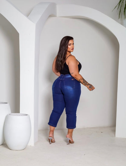 Capri Plus siZe.