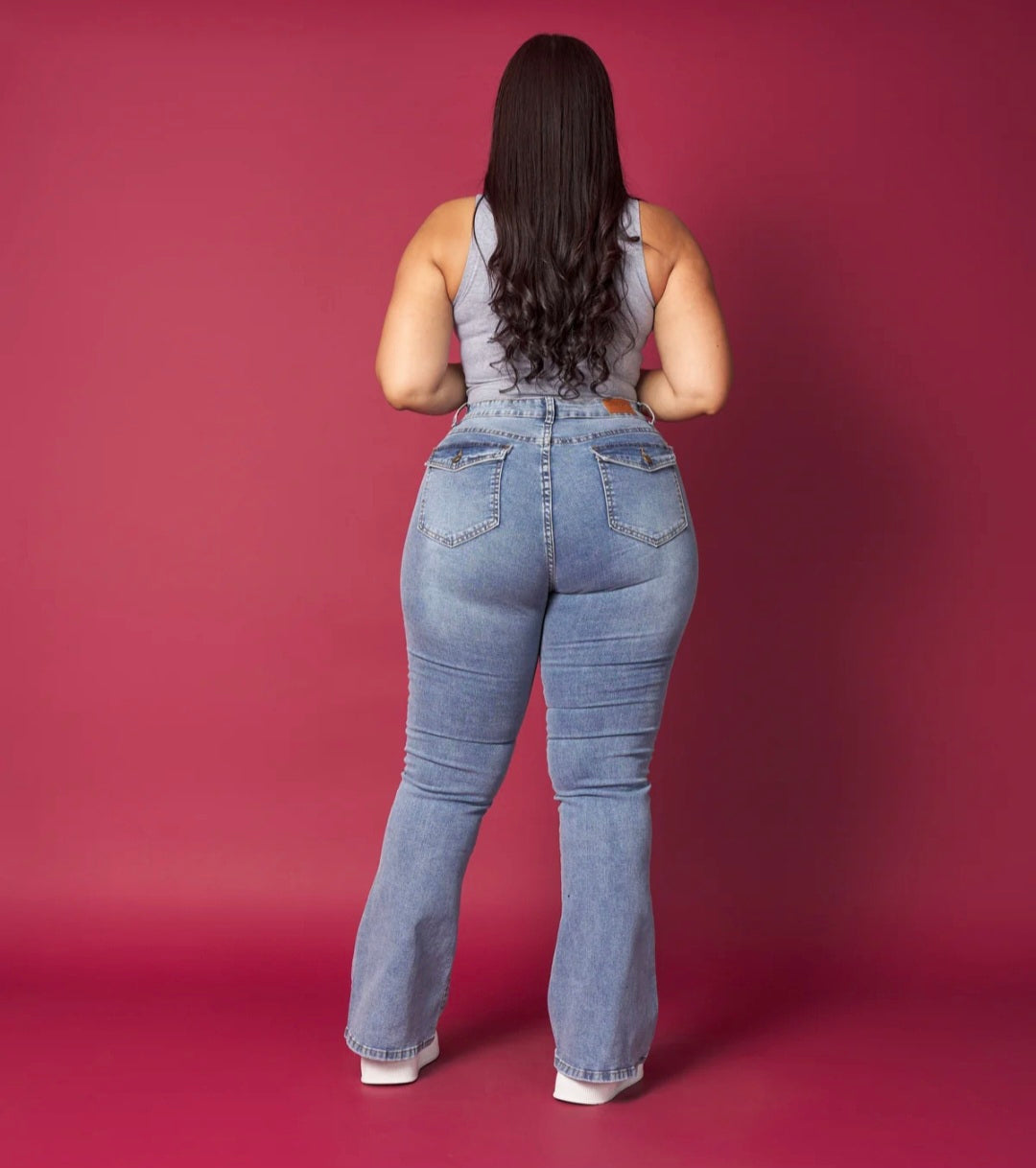 Nuevo modelo Jeans Flare