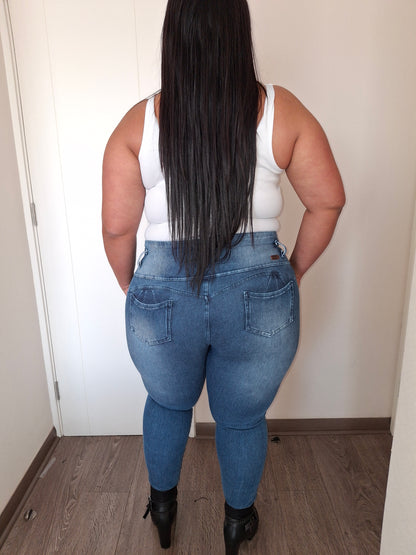 Jeans Fajero con Bolsillos Talla M y L