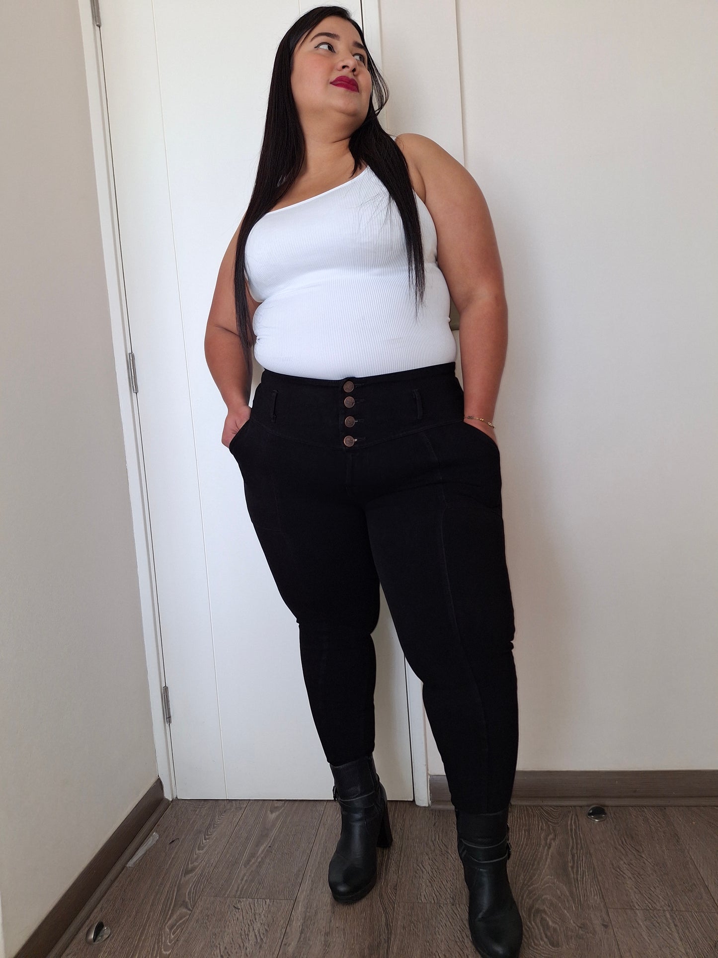 Jeans Fajero con Bolsillos Talla M y L